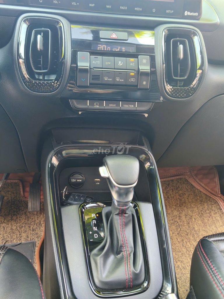 Kia Sonet Premium 1.5 AT 2022, chạy ít, màu tươi. Mua bán Ô tô tại Quận Long Biên Hà Nội được đăng bởi Long Biên Cars hình 4