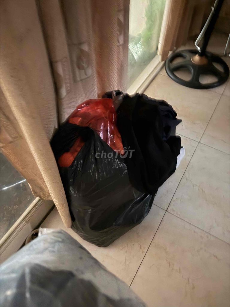 Quần áo vải đa màu cho bé gái. Mua bán Quần áo tại Quận 3 Tp Hồ Chí Minh được đăng bởi mimi hình 1
