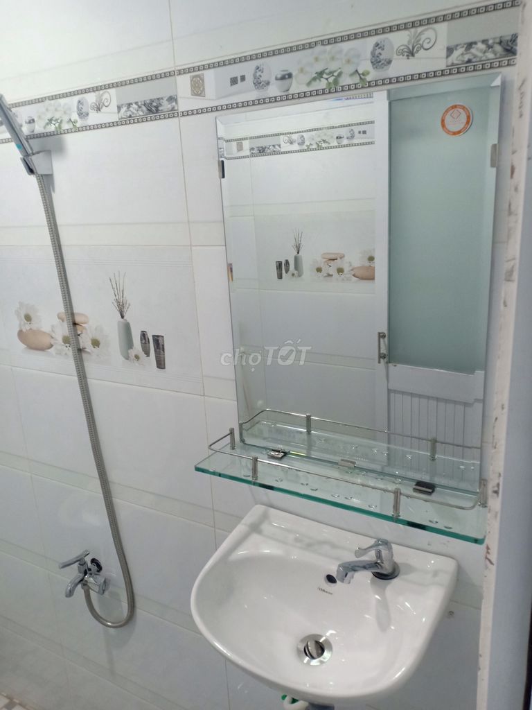 NHÀ SỔ HỒNG 4*11 HẼM XE HƠI