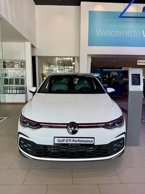 Volkswagen Golf 2.0 Performance- Xe giao ngay !. Mua bán Ô tô tại Quận 5 Tp Hồ Chí Minh được đăng bởi Kim Hà Volkswagen Sài Gòn 