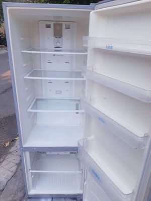Cần thanh lý tủ lạnh 280 lít đông lạnh còn rất ok