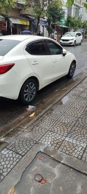 Mazda 2 2018 Trắng. Mua bán Ô tô tại Quận Liên Chiểu Đà Nẵng được đăng bởi giang