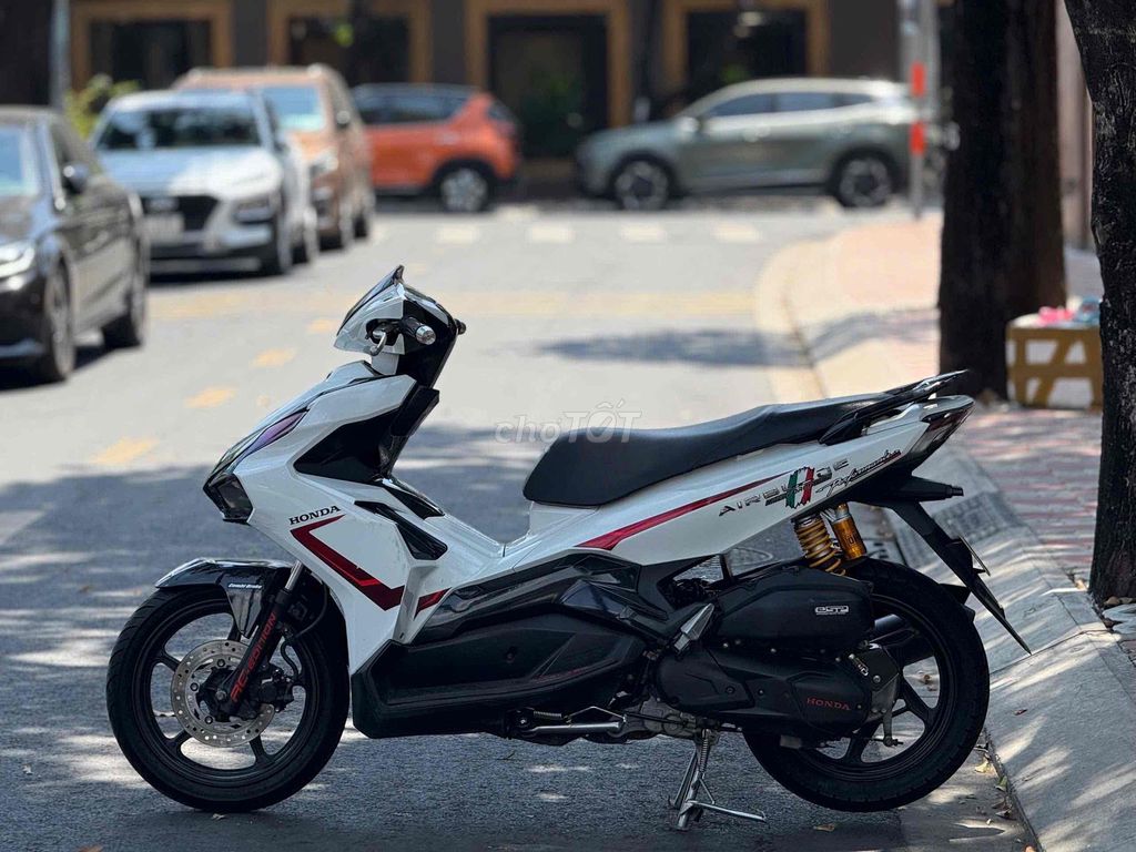 Воздушное лезвие Honda 125 2021, белое, BSTP