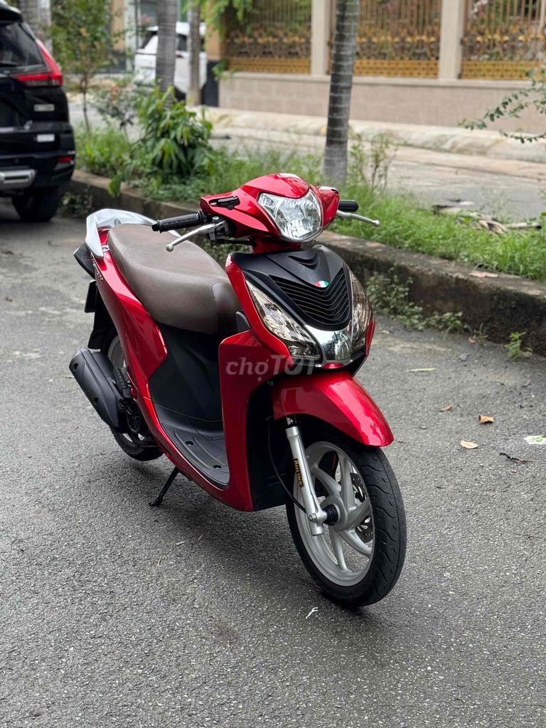 honda vison đỏ tươi xe đẹp máy êm 9 chủ ký bán. Mua bán Xe máy tại Quận Gò Vấp Tp Hồ Chí Minh được đăng bởi CHXM 86 chuyên bán xe trả góp hình 2
