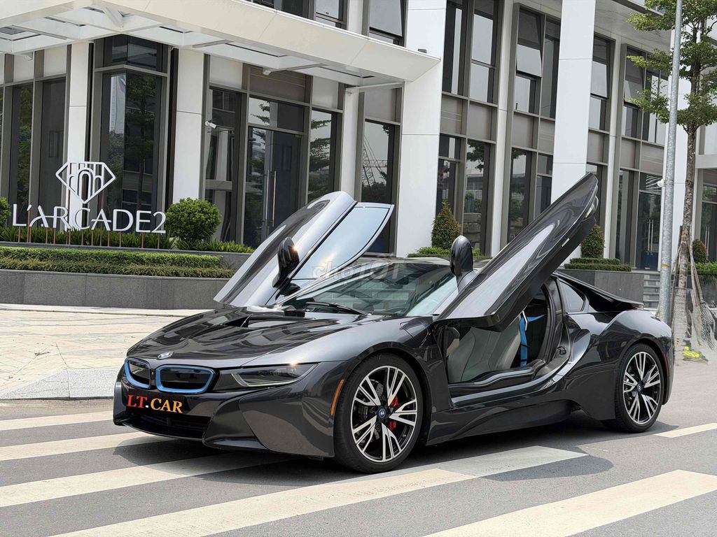 BMW i8 2015