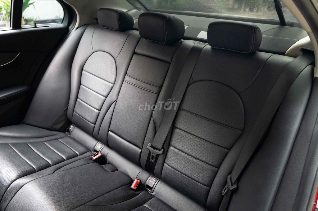Mercedes C200 Facelift - Model 2019 - Zin đẹp. Mua bán Ô tô tại Quận 7 Tp Hồ Chí Minh được đăng bởi Thật Nguyễn LongAnh Auto hình 11