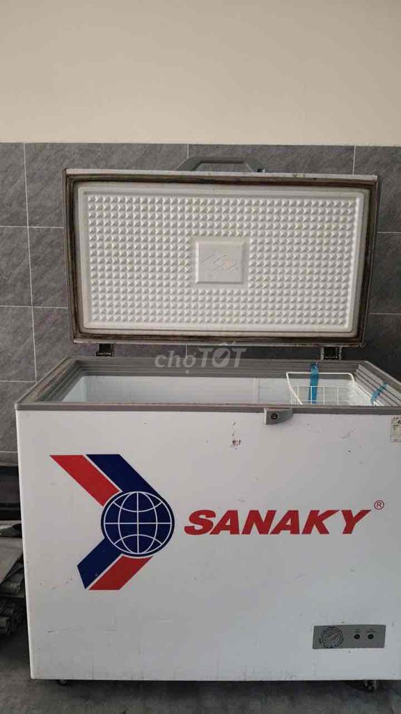 Tủ đông Sanaky Trắng Đã sử dụng. Mua bán Tủ lạnh tại Quận Ngũ Hành Sơn Đà Nẵng được đăng bởi Huỳnh Nguyên Trúc Oanh hình 1