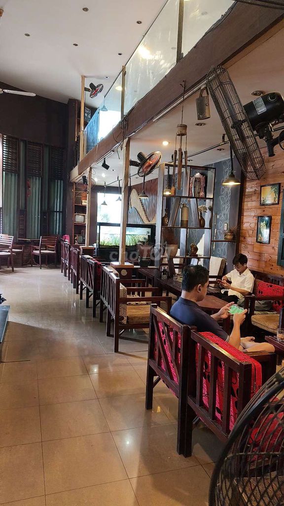 Bàn, Ghế, quầy bar, bể cá.... Mua bán Bàn ghế tại Thành phố Buôn Ma Thuột Đắk Lắk được đăng bởi Trịnh thị phú mỹ hình 1
