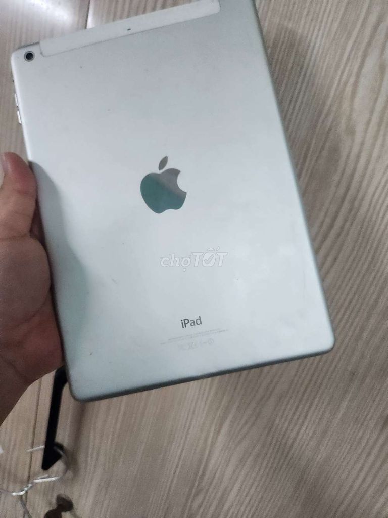 Ipad ari 1 như hình 32g