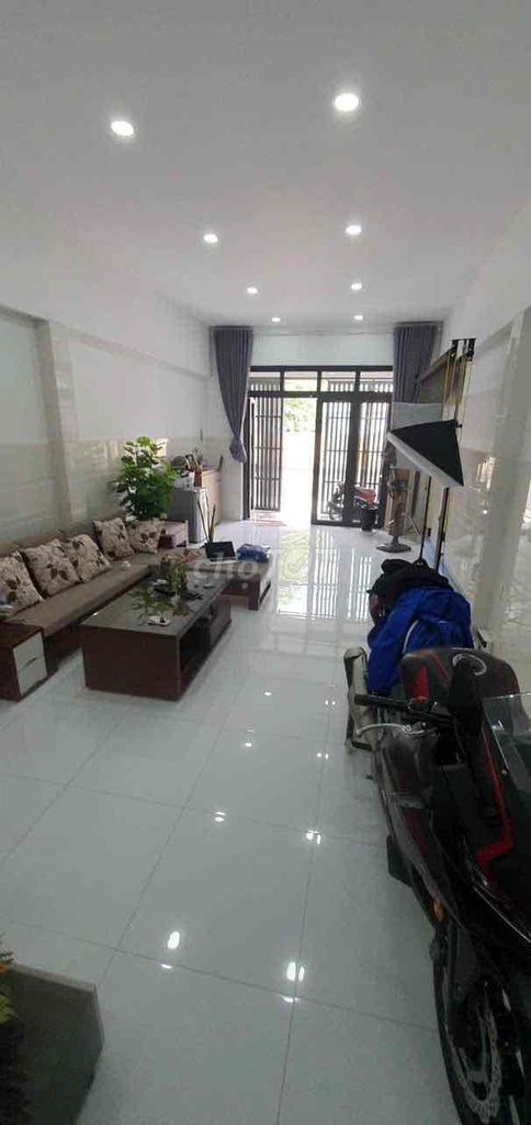 Nhà mới đẹp hẻm Nguyễn Thị Thập 2 phòng ngủ