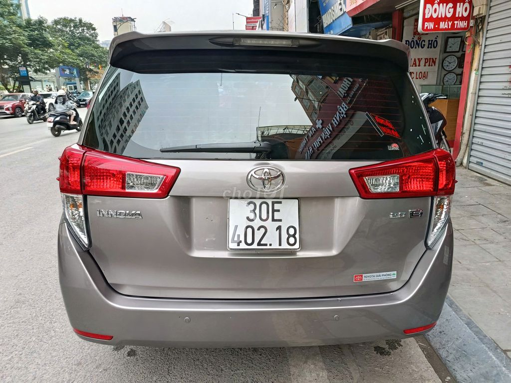 Toyota Innova 2016 2.0E - 29000 km. Mua bán Ô tô tại Quận Hai Bà Trưng Hà Nội được đăng bởi Trần Hùng hình 6