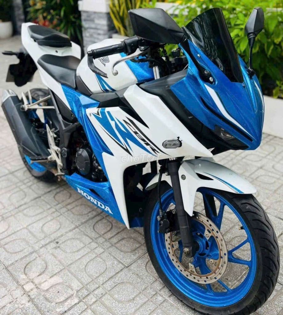 🌈 Хошимин Honda CBR 150 в отличном состоянии.. недорого, братцы 🤝