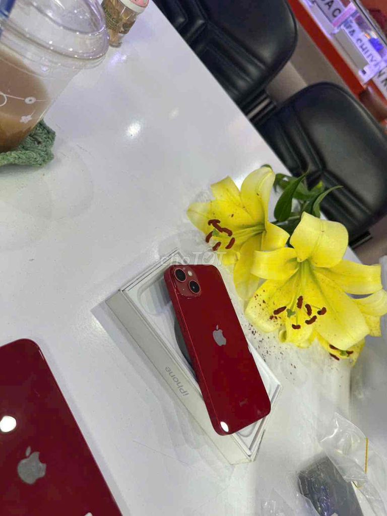 iphone 13-128gb đỏ qtế mỹ pin new 100 zin keng. Mua bán Điện thoại tại Quận 3 Tp Hồ Chí Minh được đăng bởi Nam Á Mobile hình 1