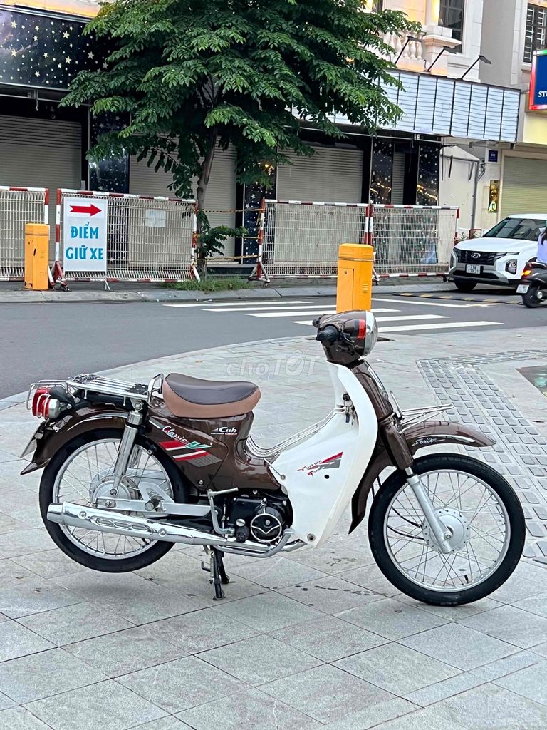 Super Cúp 50cc Cho Máy Cháu Đi Học Siêu Lợi Xăng