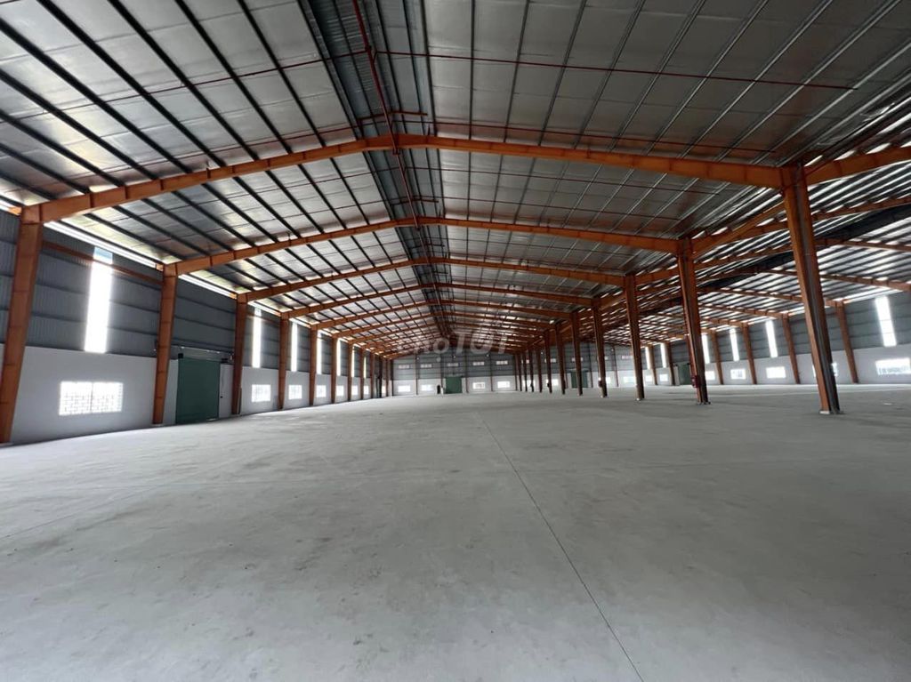 Cho thuê kho xưởng 5000m2 KCN Xuyên Á, Mỹ Hạnh Bắc, Đức Hòa, Long An