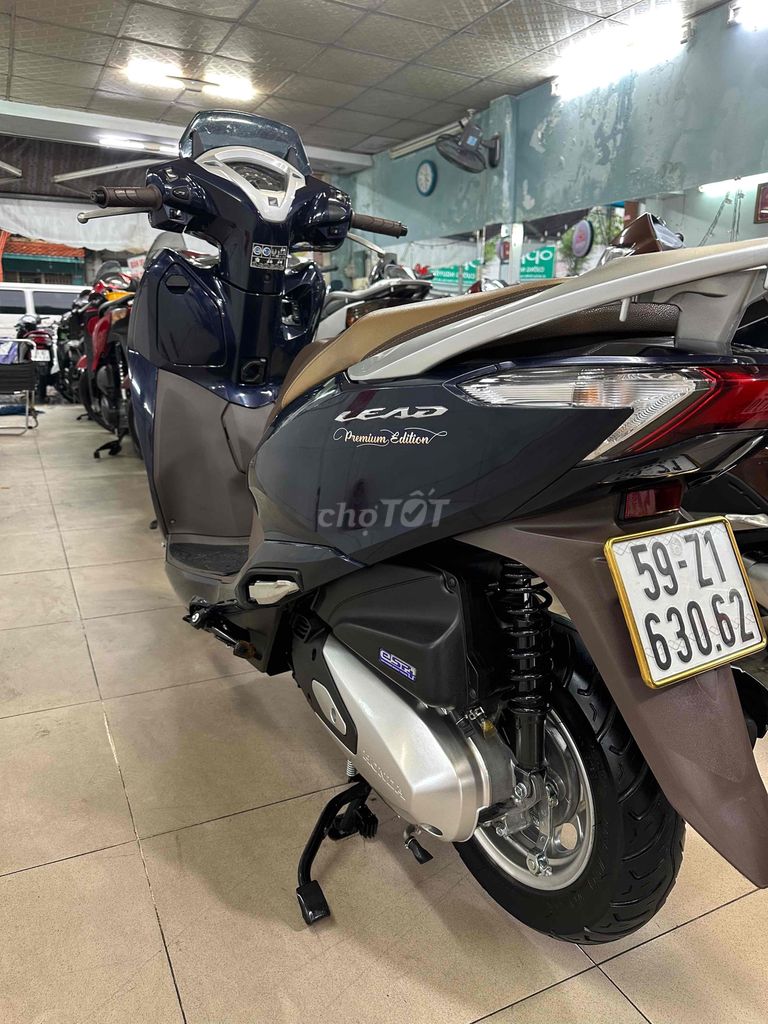 lead 4v 2023 chạy 5 ngàn km mới 99% zin 100%. Mua bán Xe máy tại Quận 8 Tp Hồ Chí Minh được đăng bởi A. Hải hình 4