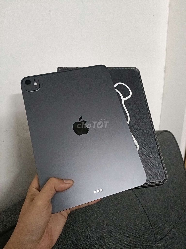  iPad Pro M5 11inch 256GB Wifi sạc 31 lần, mdm cty. Mua bán Máy tính bảng tại Quận Thanh Khê Đà Nẵng được đăng bởi TT PHONE SALE GIÁ SỈ hình 1