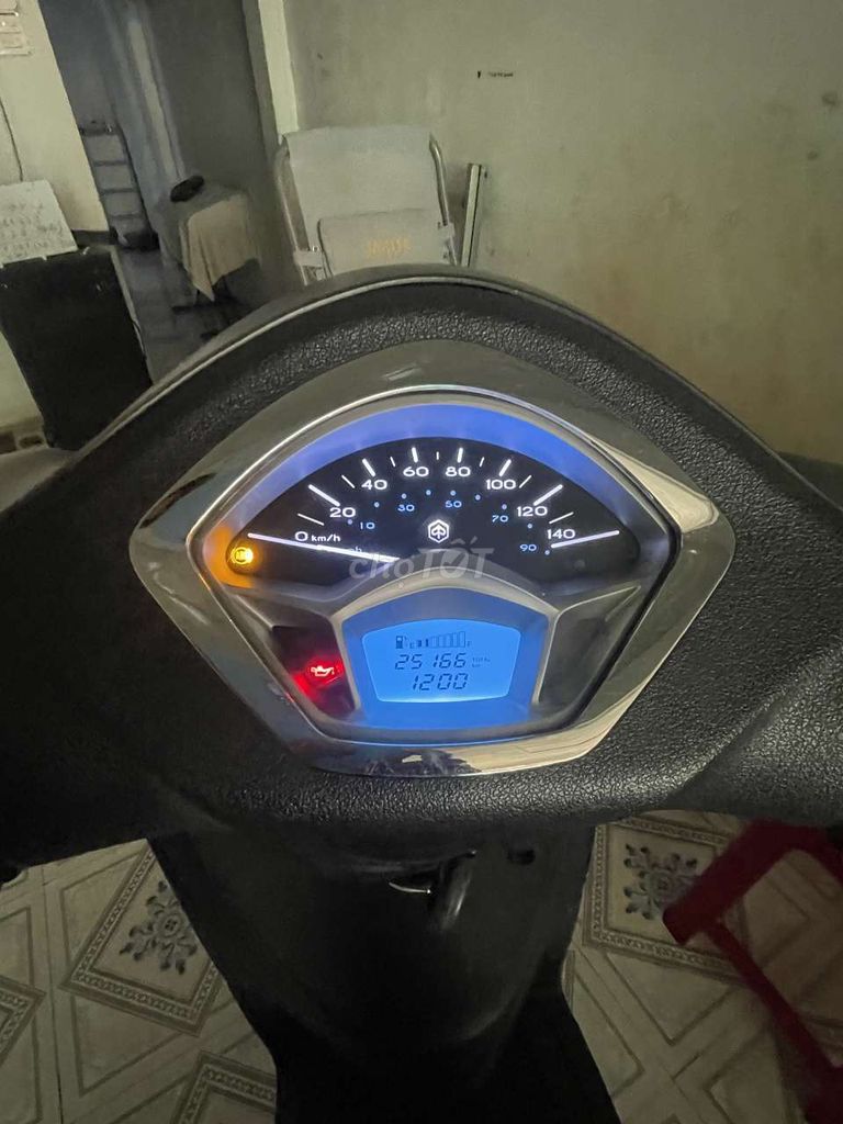 Piaggio Liberty 124.5cc màu Ghi, đăng ký 2017. Mua bán Xe máy tại Huyện Lộc Ninh Bình Phước được đăng bởi Sơn Hai hình 1