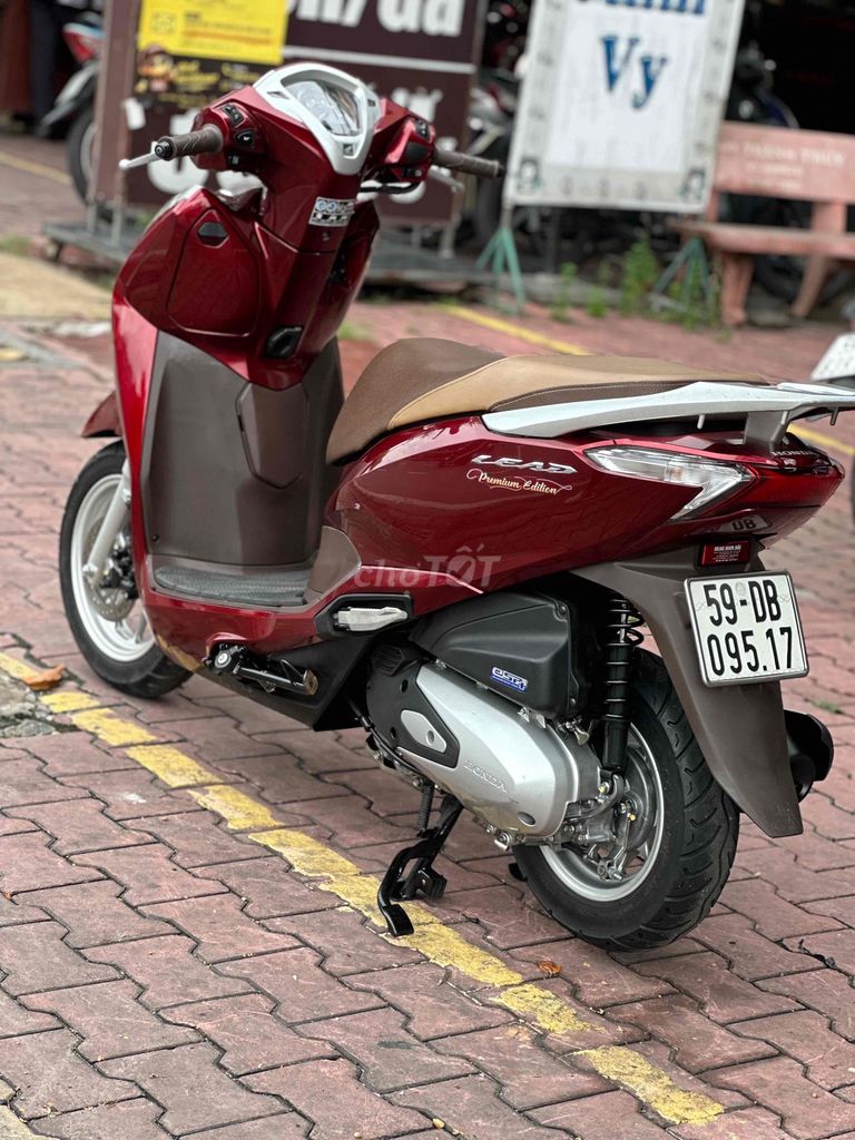 Рассрочка 0% - Honda Lead 2023 модель 4 клапана, красная, пробег 7400 км