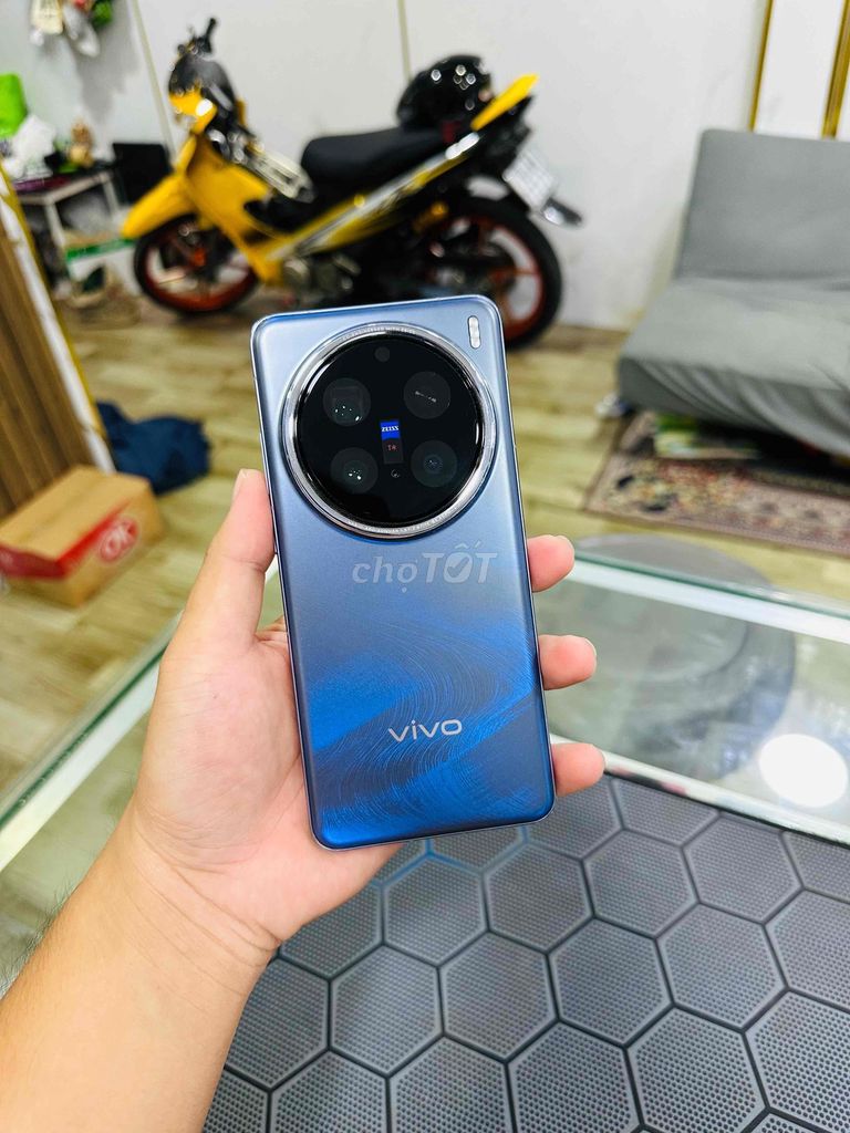 Vivo X200 Pro Xanh Sapphire 12GB/256GB Dimen 9400. Mua bán Điện thoại tại Thành phố Tây Ninh Tây Ninh được đăng bởi Công Minh Mobile hình 1