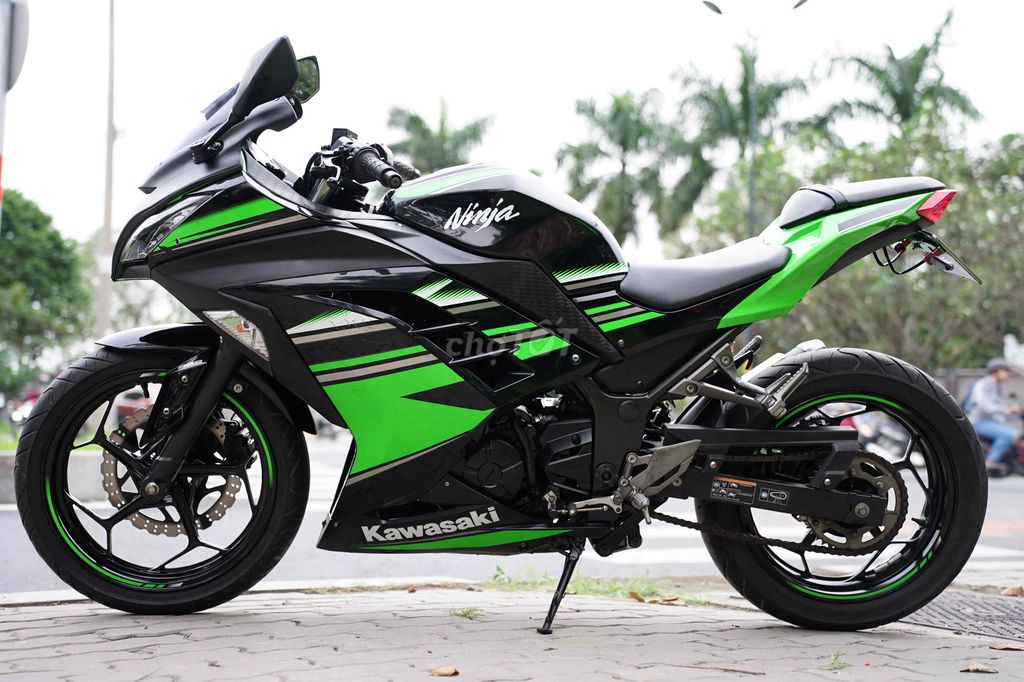 😊🥰 KAWASAKI NINJA 300 ABS 2016 , XE ĐẸP BIỂN SỐ SG. Mua bán Xe máy tại Thành phố Thủ Đức Tp Hồ Chí Minh được đăng bởi Thi Moto Thủ Đức hình 6