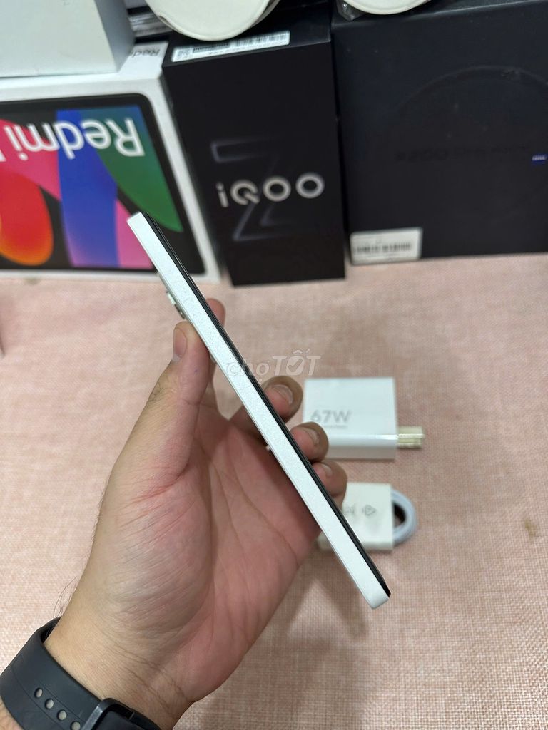 Redmi Note 12 Pro 5G 8/256 trắng Quốc Tế sạc 67w. Mua bán Điện thoại tại Quận Hoàng Mai Hà Nội được đăng bởi Trần Ngọc Hiếu hình 2