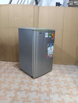 Tủ lạnh Aqua S953B6 đời mới, 1 cửa gọn nhẹ.