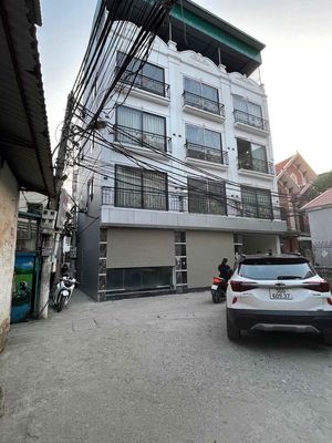 Nhà phố 35 m² · 4 PN · Phố La Nội