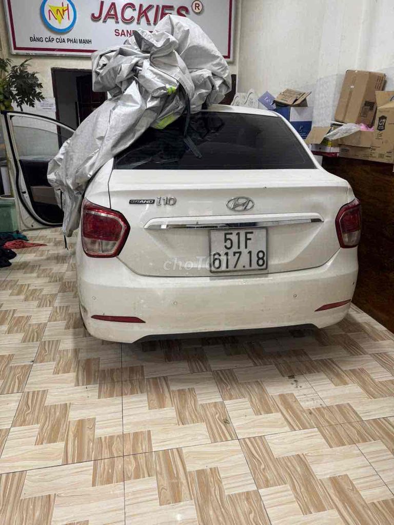 Hyundai Grand i10 2015 - chính chủ cần bán gấp. Mua bán Ô tô tại Quận Tân Phú Tp Hồ Chí Minh được đăng bởi sang hình 2