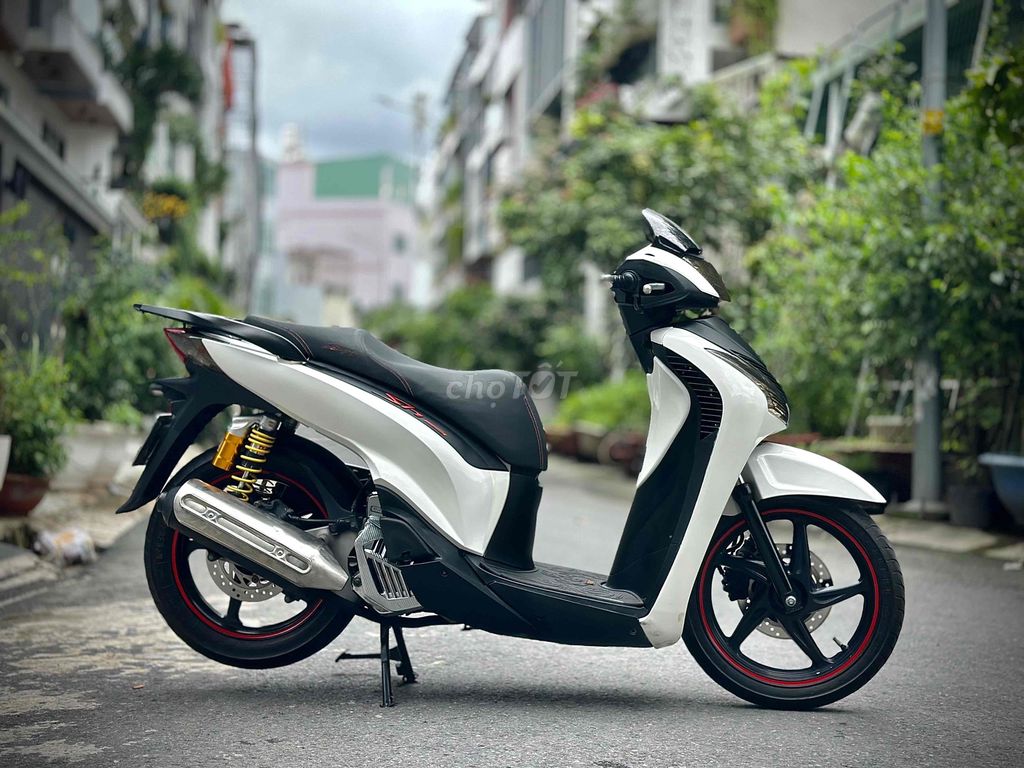 🌈Honda Sh 150i vn Up Full Ý Bstp Chất Xe Zin Đep. Mua bán Xe máy tại Quận Gò Vấp Tp Hồ Chí Minh được đăng bởi Xe Máy Hiệp Phát hình 3