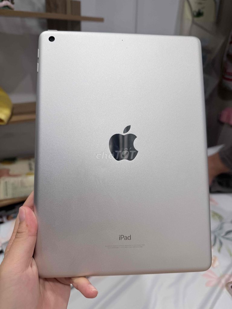 Apple iPad Zen7 32GB Bạc Đã sử dụng. Mua bán Máy tính bảng tại Quận 4 Tp Hồ Chí Minh được đăng bởi Hoàng Đặng hình 1