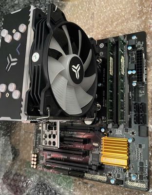Combo Giga H97M-D3H+i7-4790+T400i RGB+DDR3 16G. Mua bán Linh kiện (RAM, Card...) tại Quận Hải Châu Đà Nẵng được đăng bởi Baxiqua