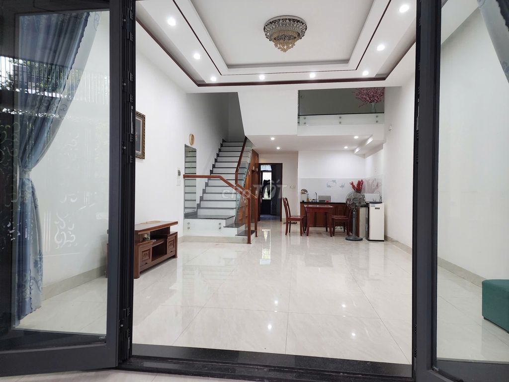 nhà nguyên căn 5PN Full nội thất đường Đoàn Khuê - Nam Việt Á