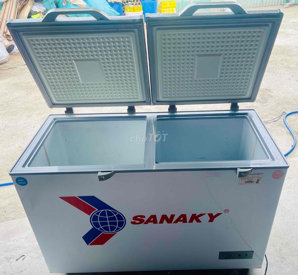 Cần Thanh Lý Tủ Đông Sanaky, Tủ Đang Hoạt Tốt