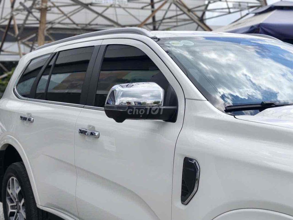 Ford Everest 2025 photo 3