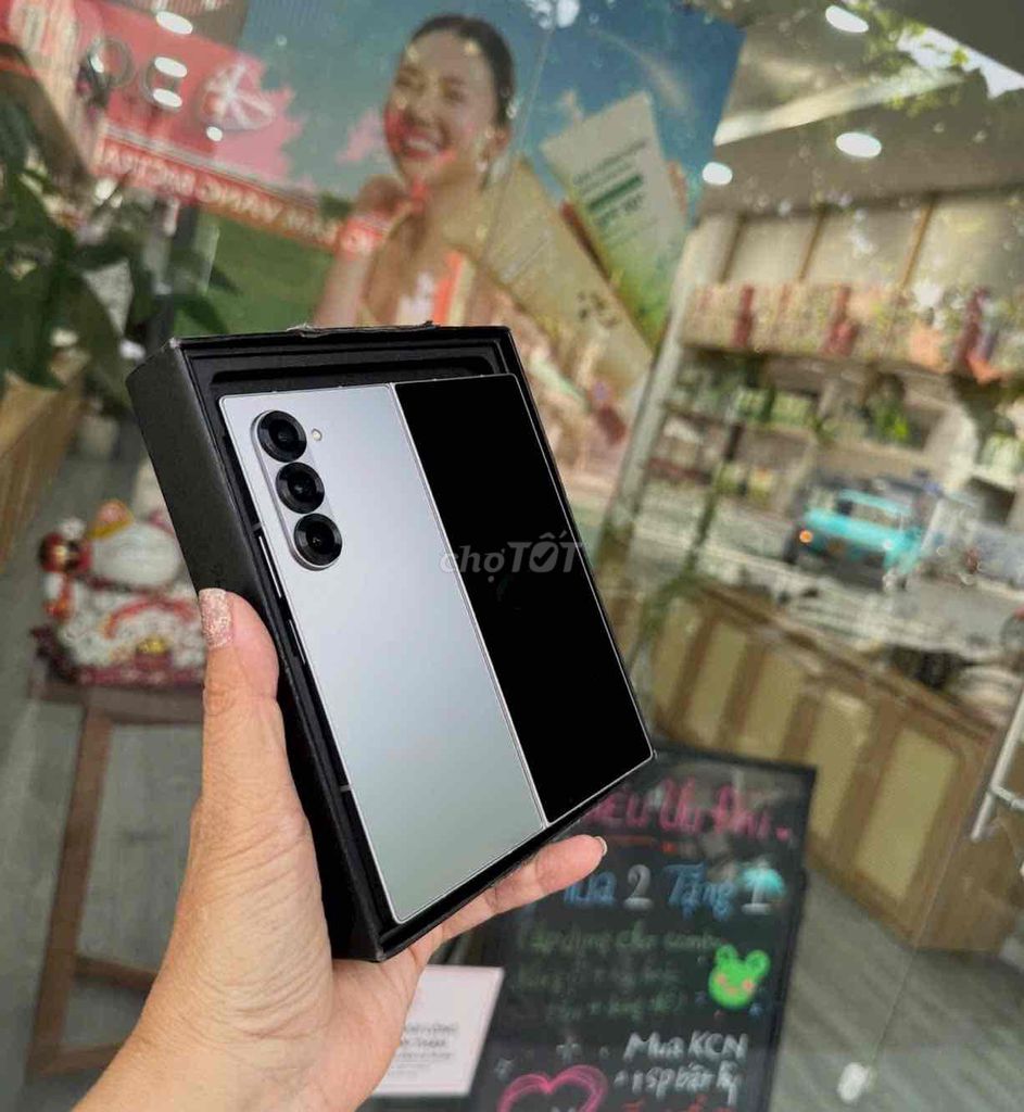 Samsung Galaxy Z Fold 6 256GB Titan Cty. Mua bán Điện thoại tại Quận 3 Tp Hồ Chí Minh được đăng bởi Nam Á Mobile hình 1