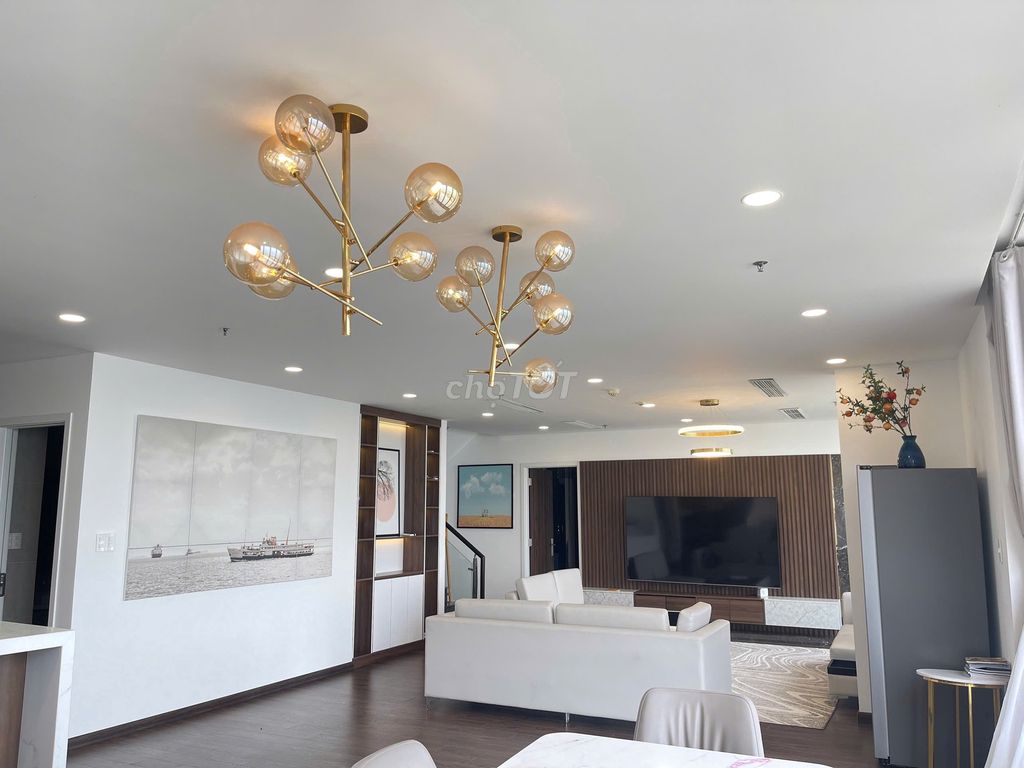 CĂN HỘ 300M2, VIEW TRỰC DIỆN BIỂN, FULL NỘI THẤT CAO CẤP