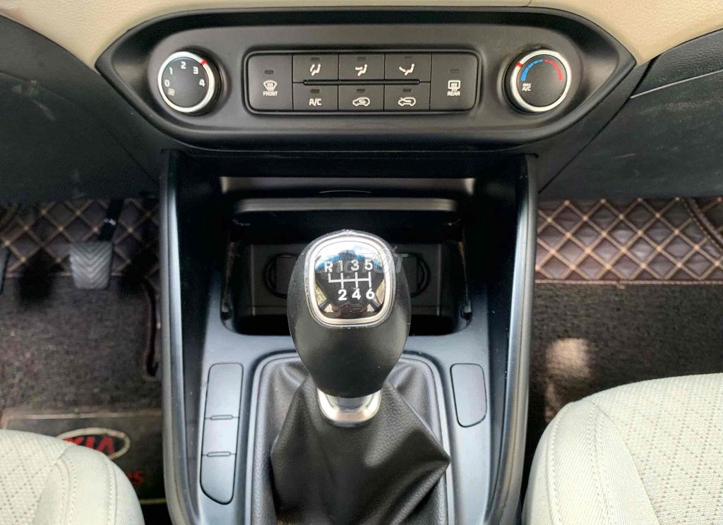 Kia Rondo 2021 GMT - 25000 km. Mua bán Ô tô tại Thành phố Thủ Đức Tp Hồ Chí Minh được đăng bởi SAGO CAR hình 9