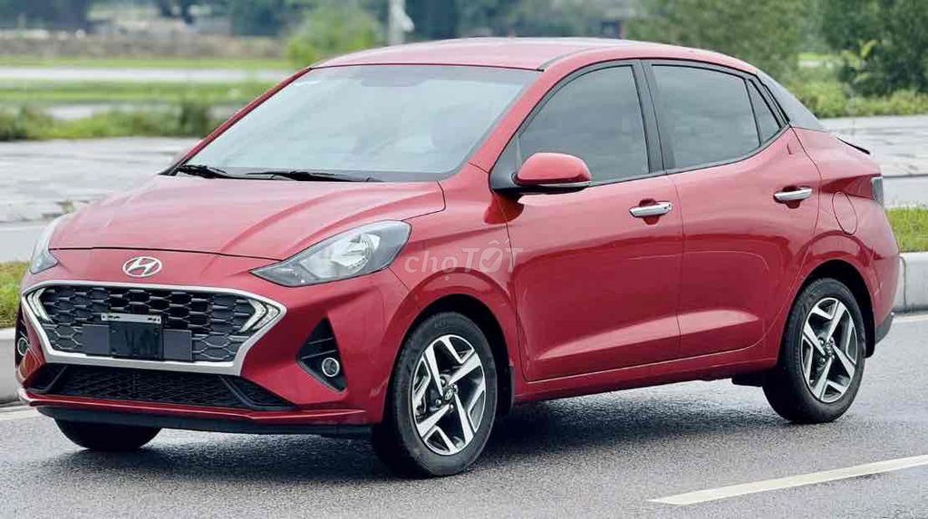 Hyundai i10 Sedan 2023 Đỏ 16000 km. Mua bán Ô tô tại Thị xã Kỳ Anh Hà Tĩnh được đăng bởi HOÀNG KY AUTO hình 2