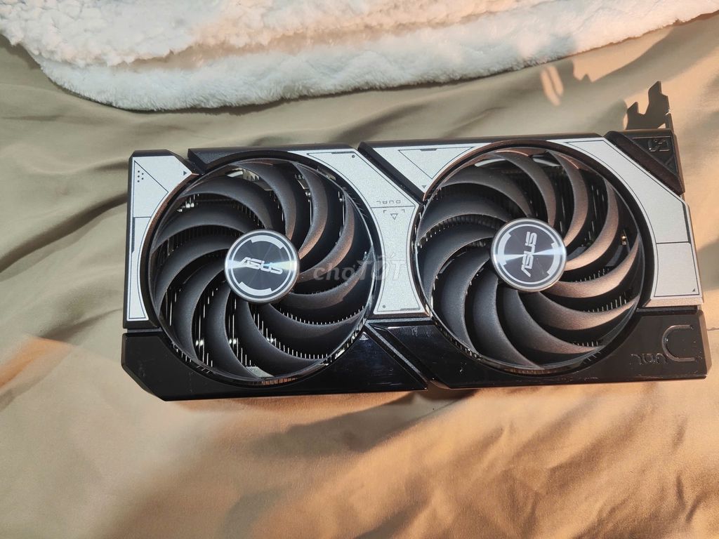 Card màn hình ASUS DUAL-RTX5070-O12G Đen. Mua bán Linh kiện (RAM, Card...) tại Quận 10 Tp Hồ Chí Minh được đăng bởi Minh Duân Trần hình 1