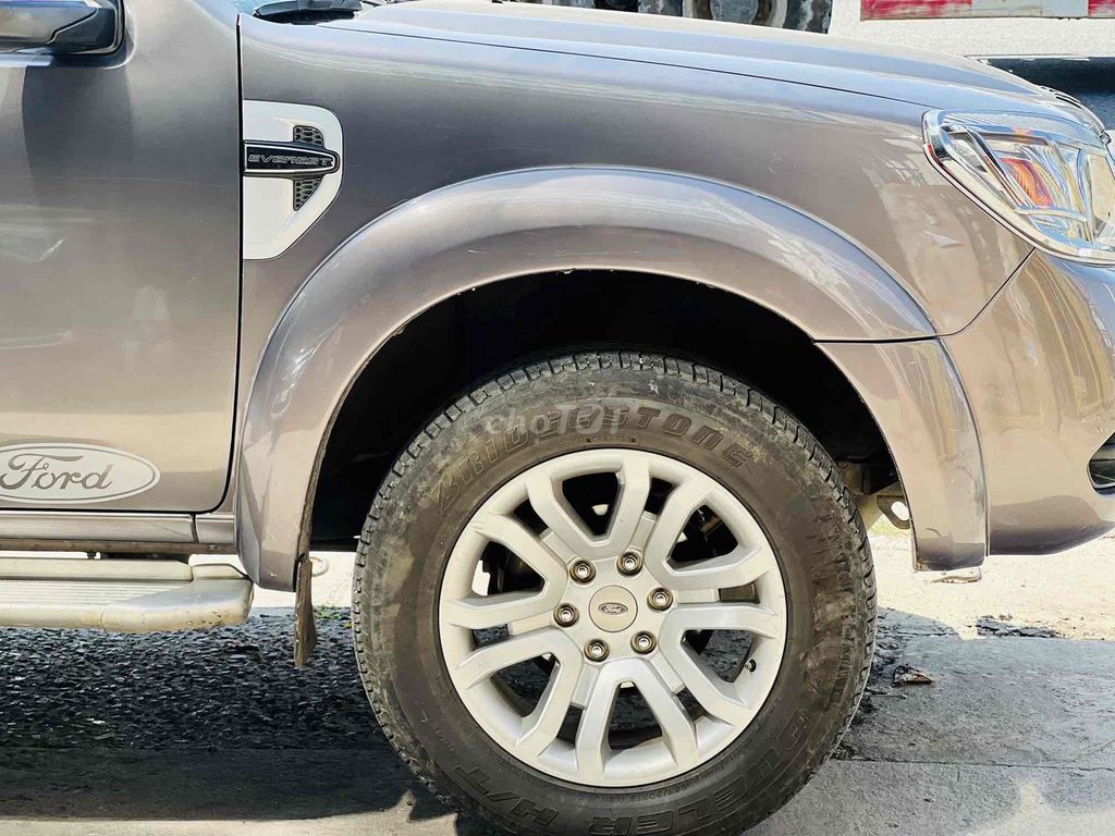 Ford Everest 2015 2.5L 4x2 MT - Khó Có Đối Thủ. Mua bán Ô tô tại Thành phố Phan Thiết Bình Thuận được đăng bởi Tuấn Ôtô Bình Thuận hình 8