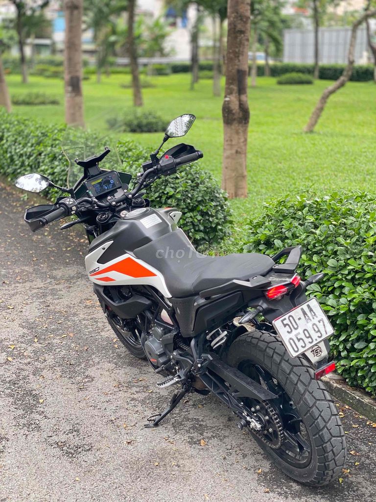 Brixton 150Fi Classic bán hoặc đổi xe khác. Mua bán Xe máy tại Quận 12 Tp Hồ Chí Minh được đăng bởi Dương Huy 286 hình 4