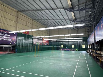 cần tuyển nhân viên  phuc vụ  --- nhân viên QUẦY