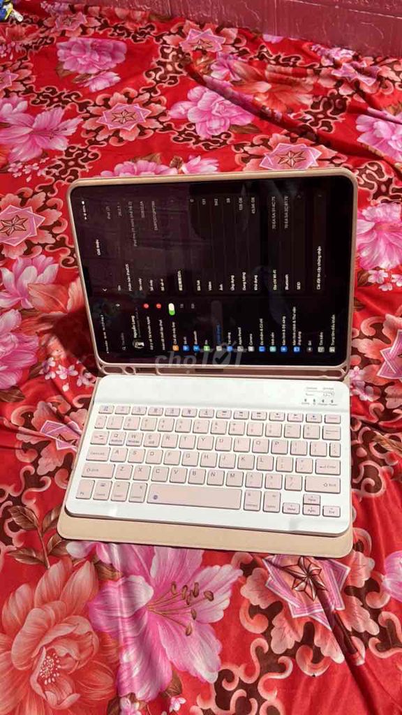 Apple iPad Pro 11 inch 128GB Trắng. Mua bán Máy tính bảng tại Huyện Củ Chi Tp Hồ Chí Minh được đăng bởi Nguyễn Along hình 1