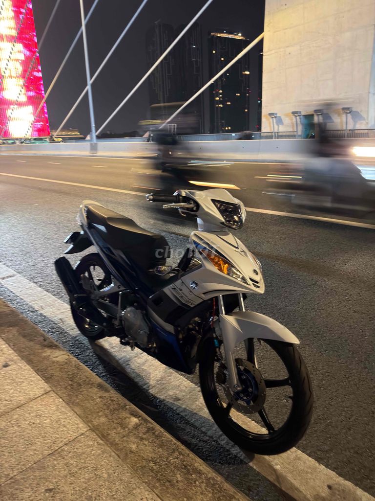Yamaha Exciter Trắng xanh. Mua bán Xe máy tại Quận 8 Tp Hồ Chí Minh được đăng bởi Danh Huynh Huy hình 2