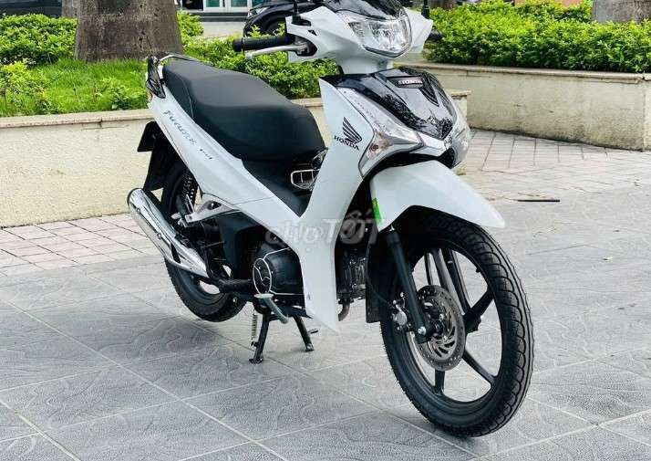 Honda Future LED 2025 Trắng. Mua bán Xe máy tại Thành phố Thủ Đức Tp Hồ Chí Minh được đăng bởi bán rẻ như cho hình 1