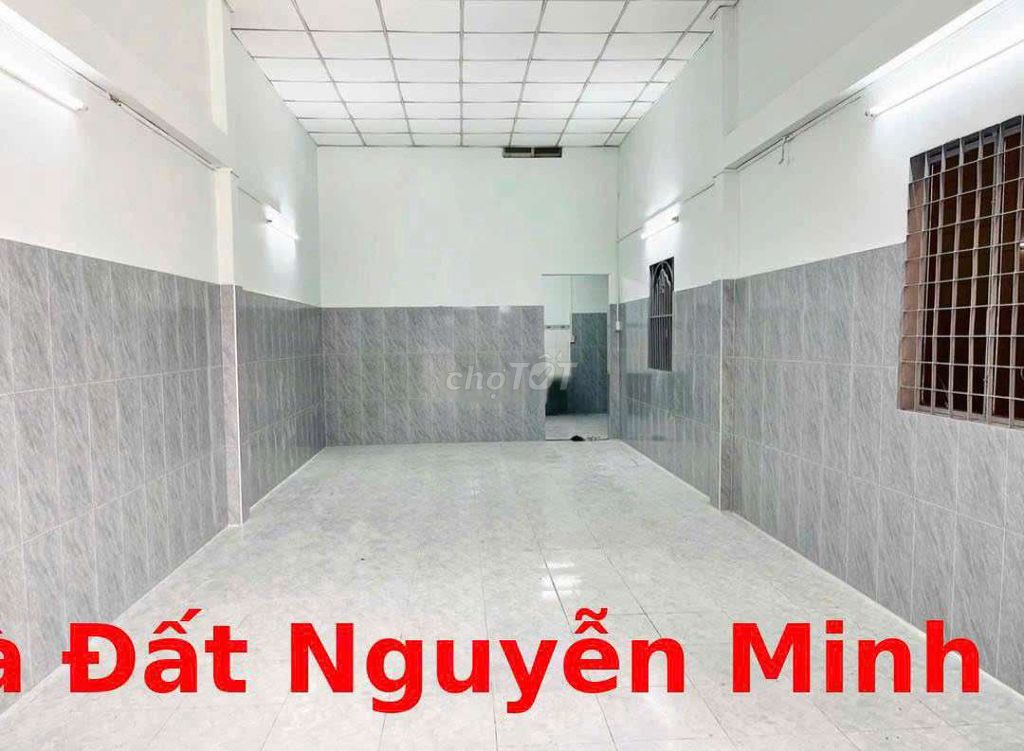 Nhà 5m x 17m sạch sẽ đường to thông thoáng vào ở ngay