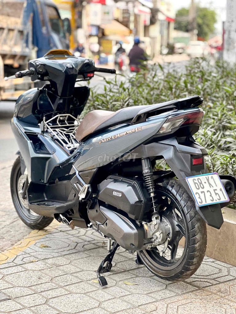 honda AB 160 ABS  khoá smk máy nguyên zin 9chủ. Mua bán Xe máy tại Quận 12 Tp Hồ Chí Minh được đăng bởi CHXM Phương Nam Chuyên Bán Xe Trả Góp Bao Nợ Xấu hình 5