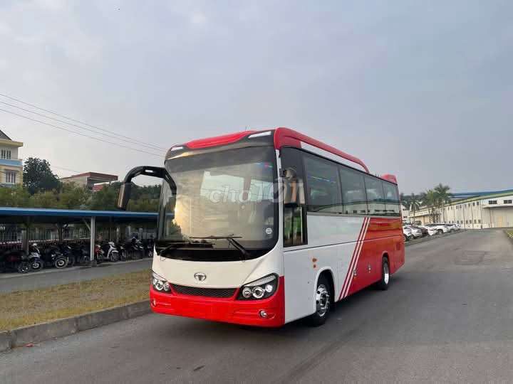 Xe Daewoo bus G8