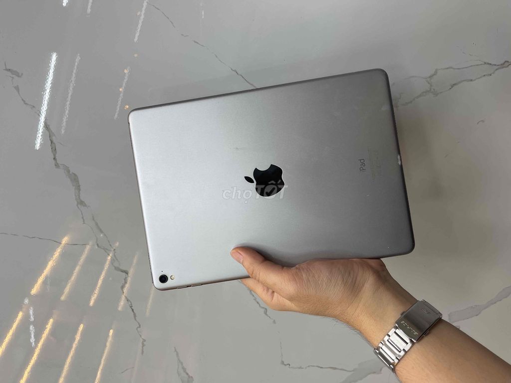 Ipad Pro 9.7" 128GB Wifi Zin đẹp 99 vân tay nhạy